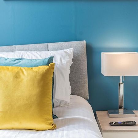 *King Bed* Luxury City Centre House بارو في فرنيس المظهر الخارجي الصورة