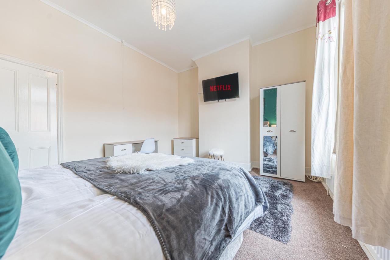*King Bed* Luxury City Centre House بارو في فرنيس المظهر الخارجي الصورة