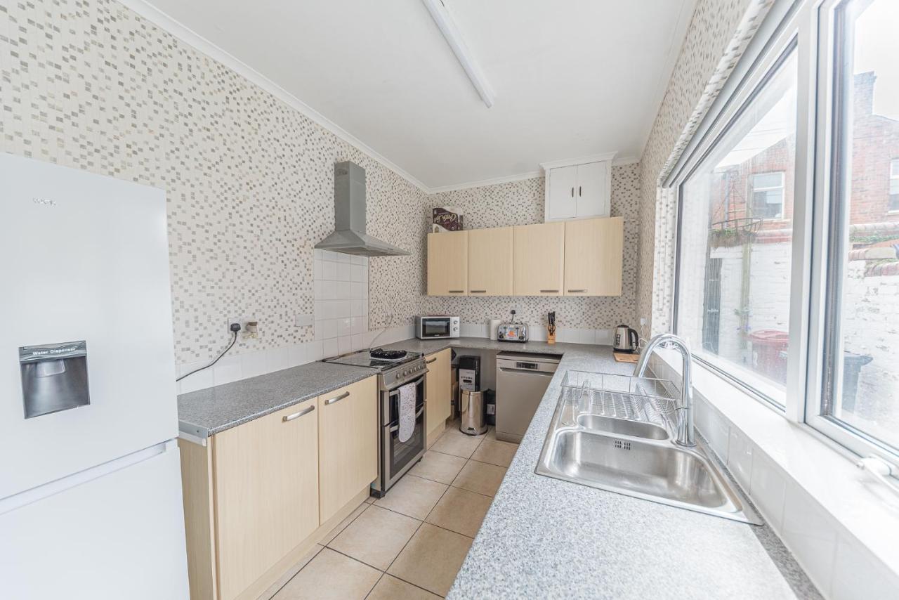 *King Bed* Luxury City Centre House بارو في فرنيس المظهر الخارجي الصورة